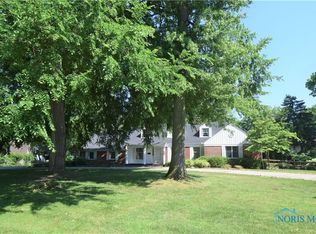 701 Waite Ave, Maumee, OH 43537