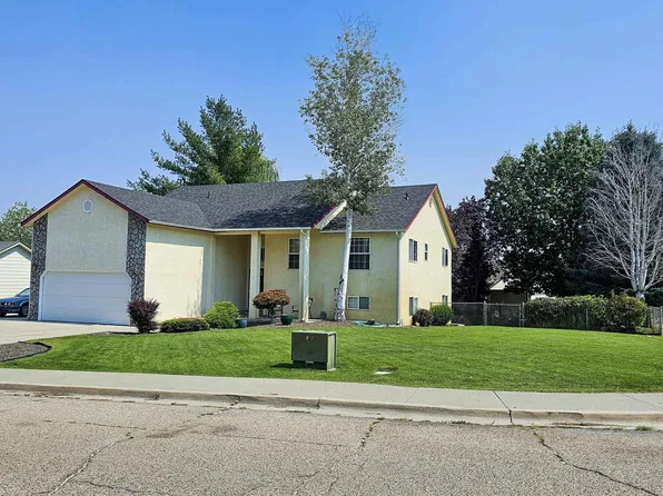 875 Hughes Dr, Payette, ID 83661