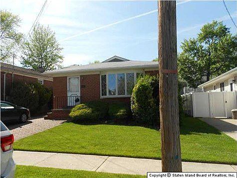 3rd image of 153 Ogorman Ave