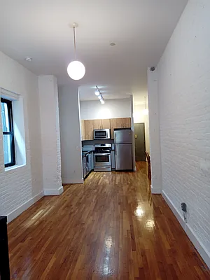 Rented by City Vista Inc | media 4