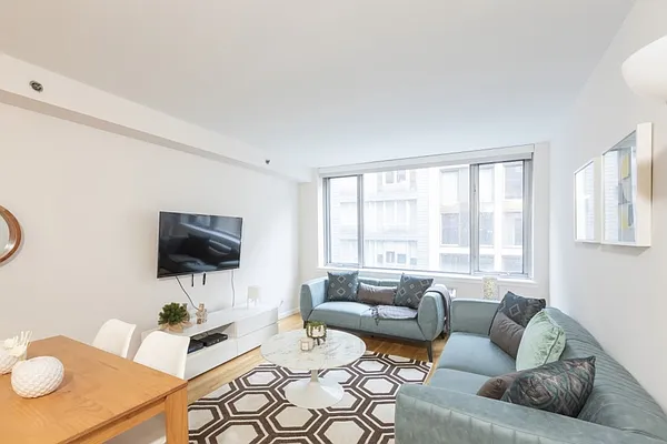 Rented by UDR | media 15