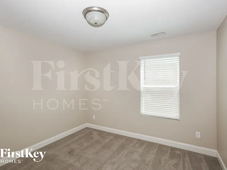 9329 Sloan Forest Dr — Photo 13