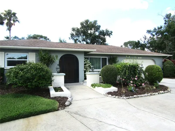 4700 Greencroft Rd, Sarasota, FL 34235