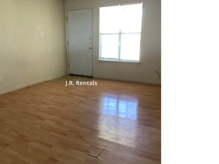 413 Brittney Way #C — Photo 14