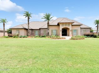312 Turtledove Trl, Lafayette, LA 70508