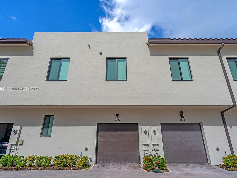 4450 NW 83rd Pkwy — Photo 38