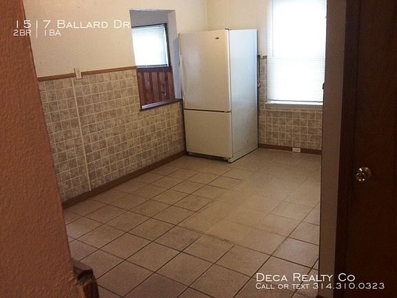 3rd image of 1517 Ballard Dr
