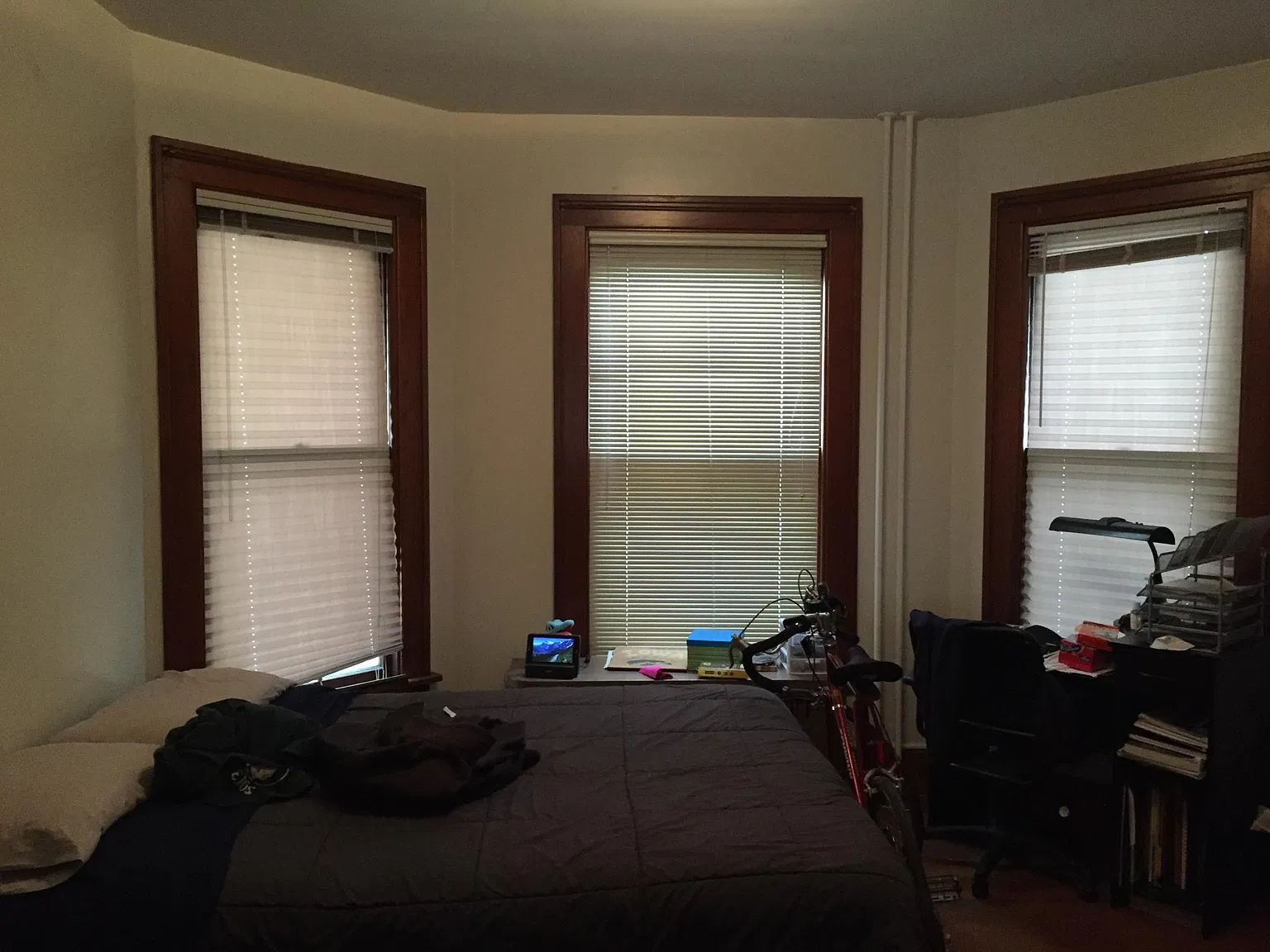 2 bed, 868 sqft, $1,586 — Photo 2
