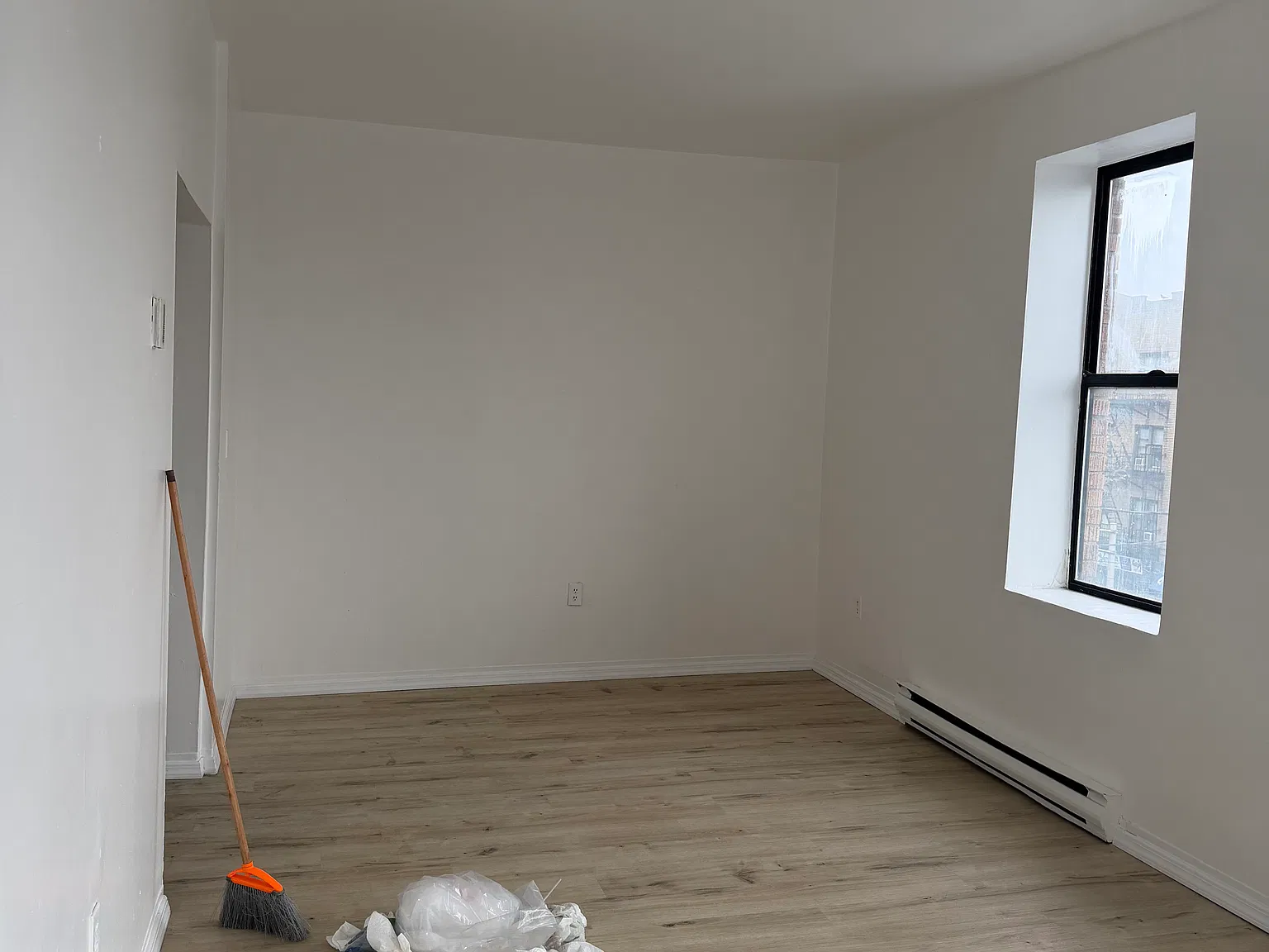 2 bed, $2,000 — Photo 2