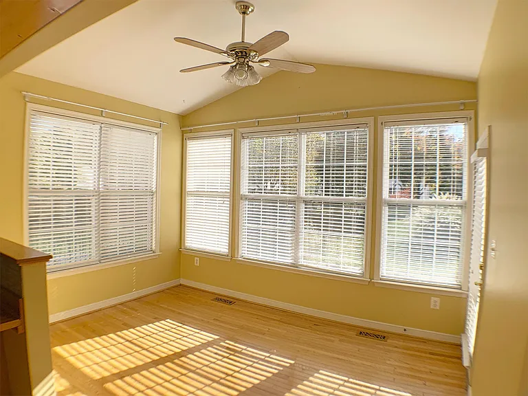 13047 Tadmore Ct — Photo 10