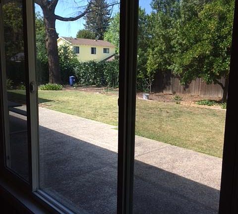 2nd image of 4017 Manzana Ln