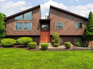 42 Walter Dr, Stony Pt, NY 10980