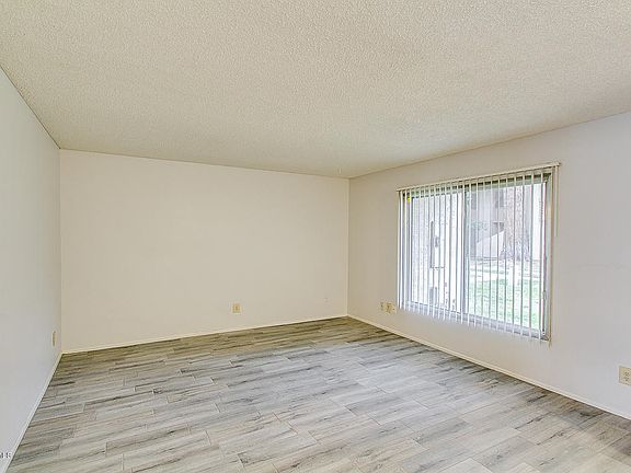 2nd image of 8467 N 54th Ln