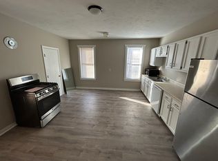 2 Main St #1, Leicester, MA 01524