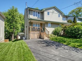 60 Lancaster Dr, Halifax, NS B3A 4X7