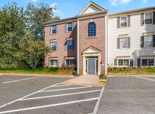 1128 Huntmaster Ter NE UNIT 301, Leesburg, VA 20176