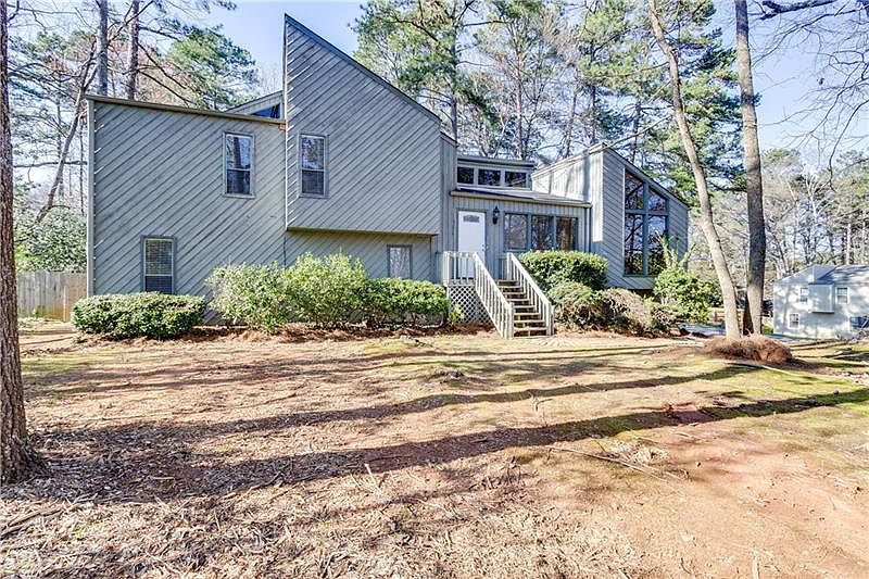 1st image of 3523 Winter Wood Dr