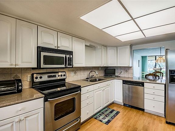 4th image of 7037 Sunset Dr S APT 202