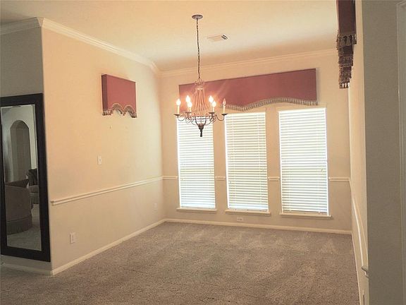 4th image of 2967 Golden Cape Dr