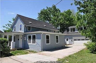 1st image of 2701 1st St S