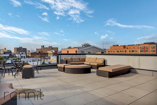 Rented by Rennit Inc. | media 24