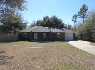 5709 Eagle Dr, Milton, FL 32570