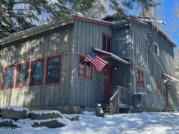 188 N Lake Dr, Lake Harmony, PA 18624