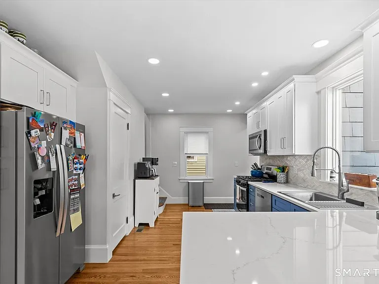 653 Forest Rd — Photo 5
