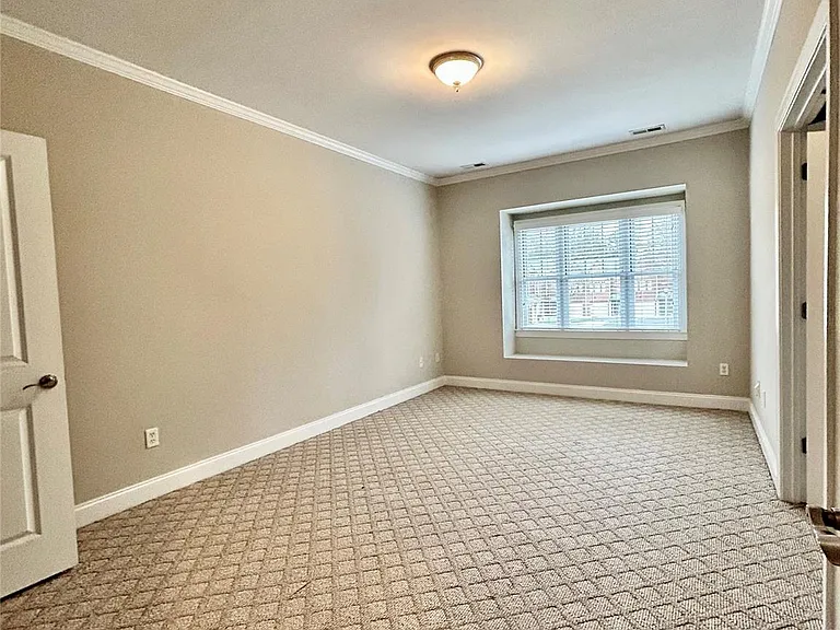 4670 Dabney Vigor Dr — Photo 7