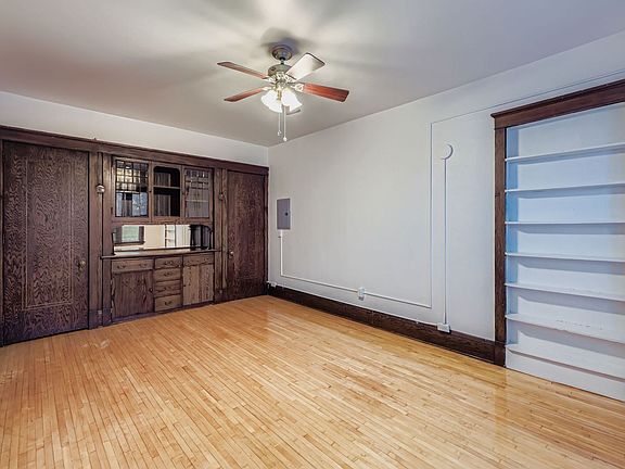 4th image of 2609 Hennepin Ave APT 305