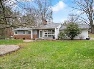 3908 Greenfield Rd, Uniontown, OH 44685