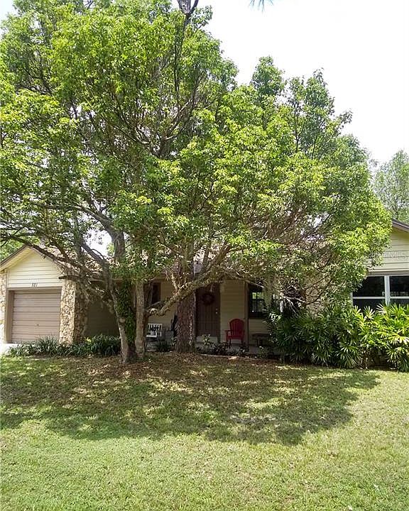 1st image of 521 Gerard Ave