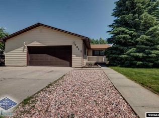 1721 Kingsbury Dr, Casper, WY 82609