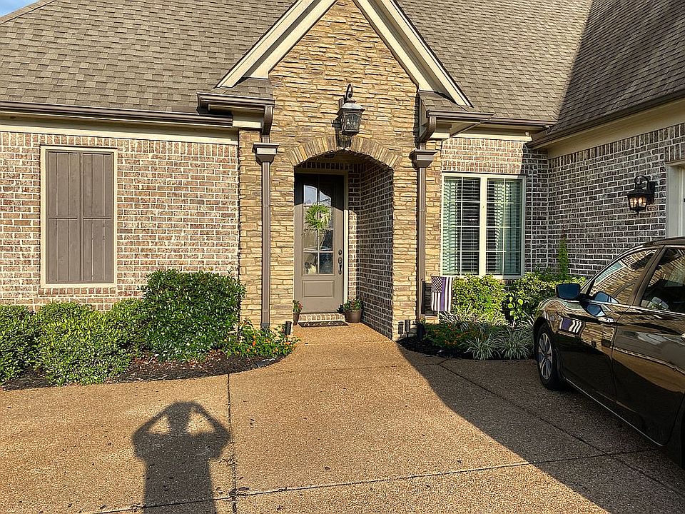 2nd image of 1116 Broadwing Cir S
