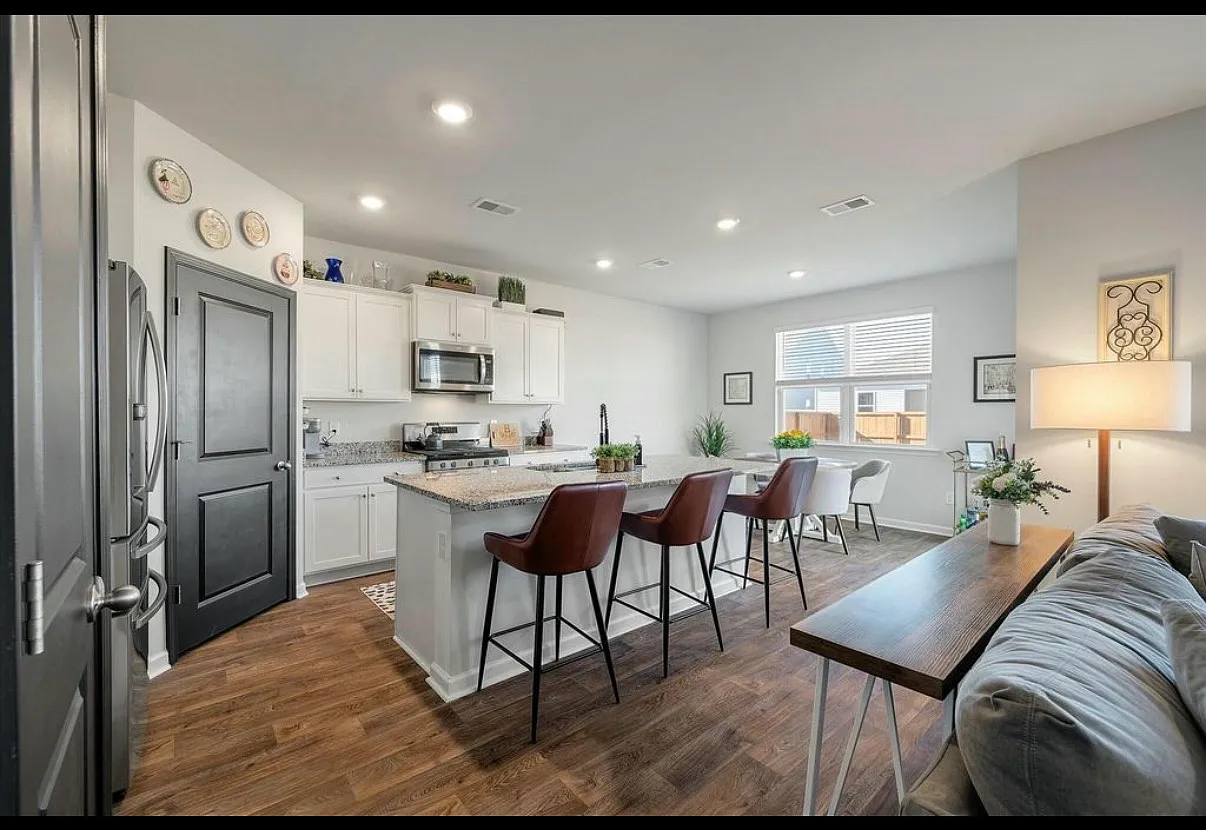 307 Black Birch — Photo 3