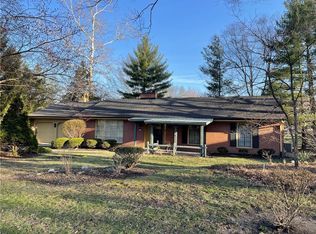 19 Lakeshore Ct, Danville, IL