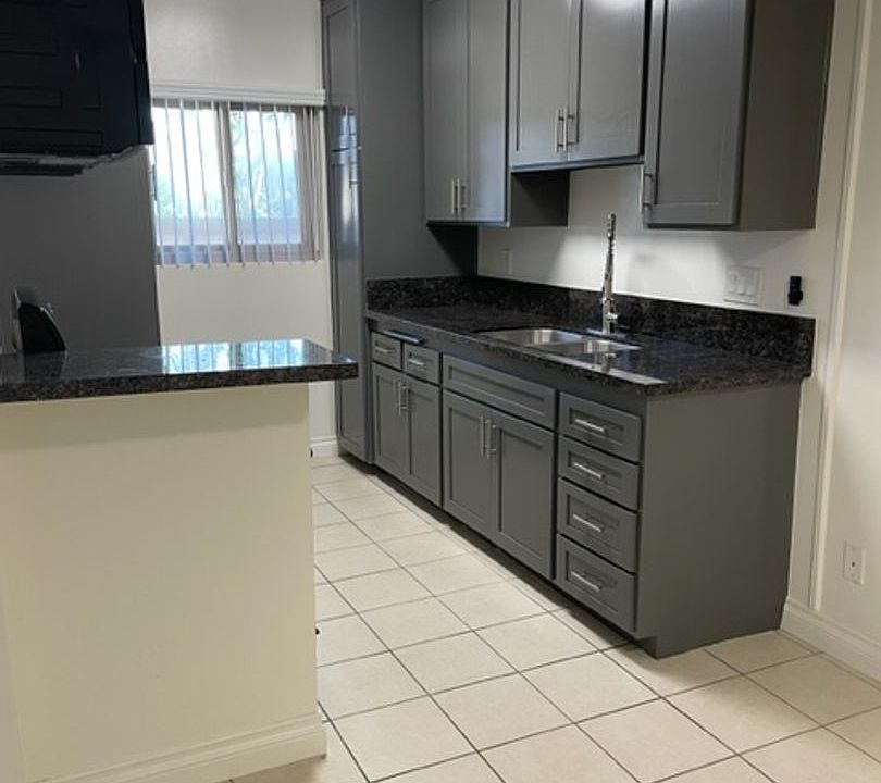1st image of 4119 Levelside Ave APT 25