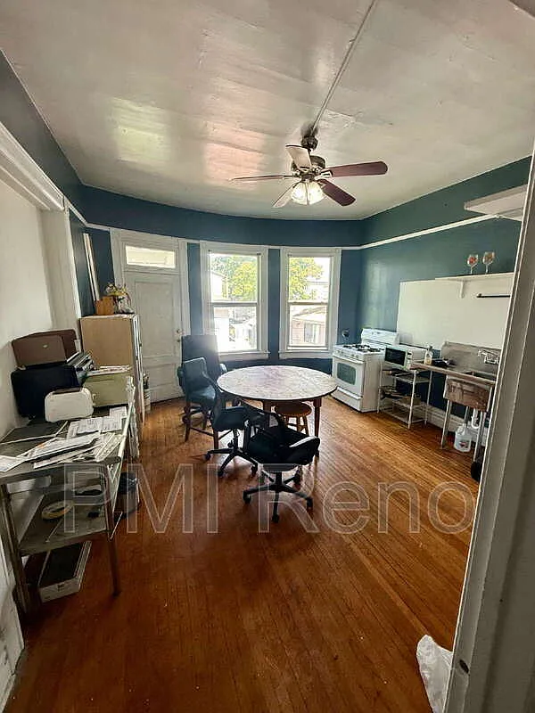 1 bed, $895 — Photo 2