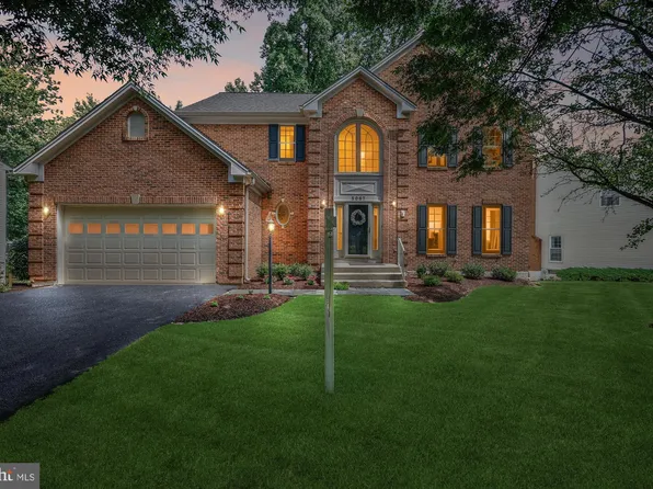 3007 Viburnum Pl, Olney, MD 20832