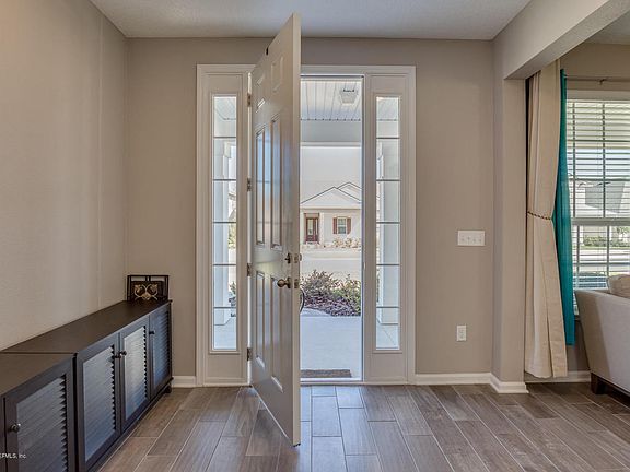 4th image of 411 Palisade Dr