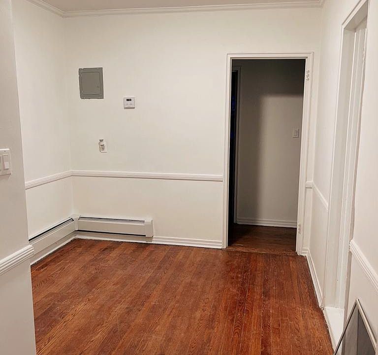 1st image of 16118 122nd Ave #1