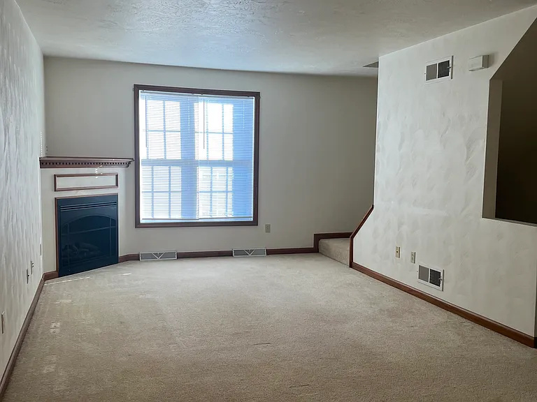 578 Reed Ct — Photo 4