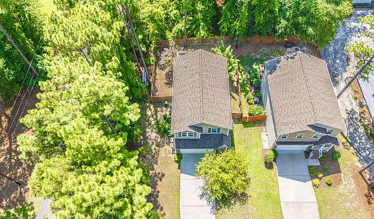 555 N Saylor St — Photo 36