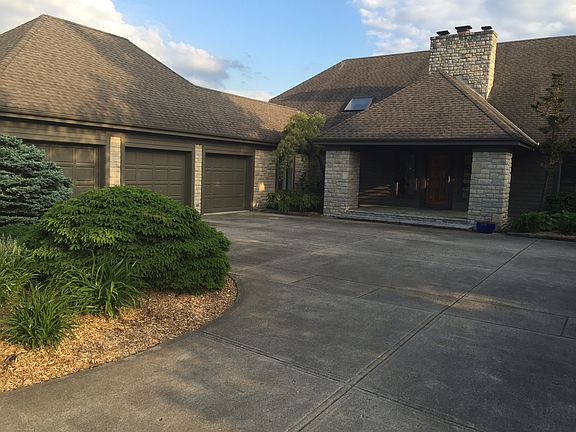2nd image of 6223 Memorial Dr