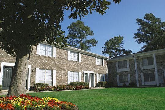 2nd image of 132 Pineway Dr