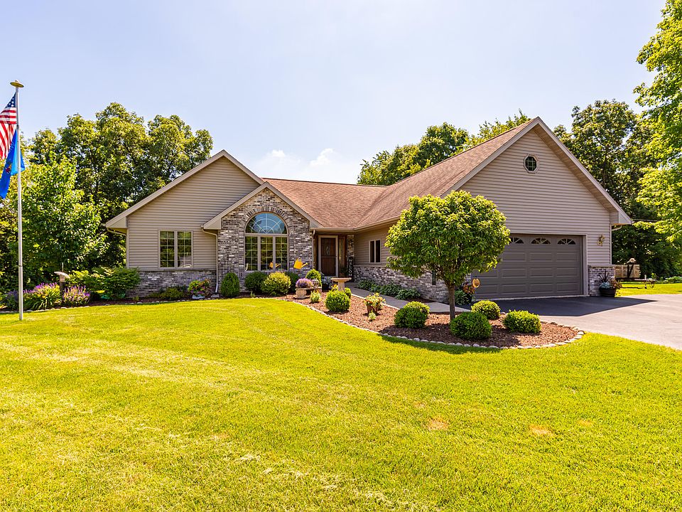 1st image of 5754 Hickory Knoll Dr