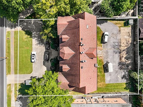 3rd image of 3803 W End Ave APT 4