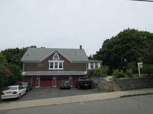 85-87 Woodlawn St, New Bedford, MA 02744