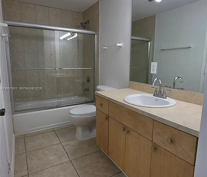 2630 SW 28th St #14 — Photo 8