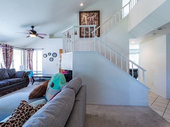3rd image of 44430 Avenida Del Playa